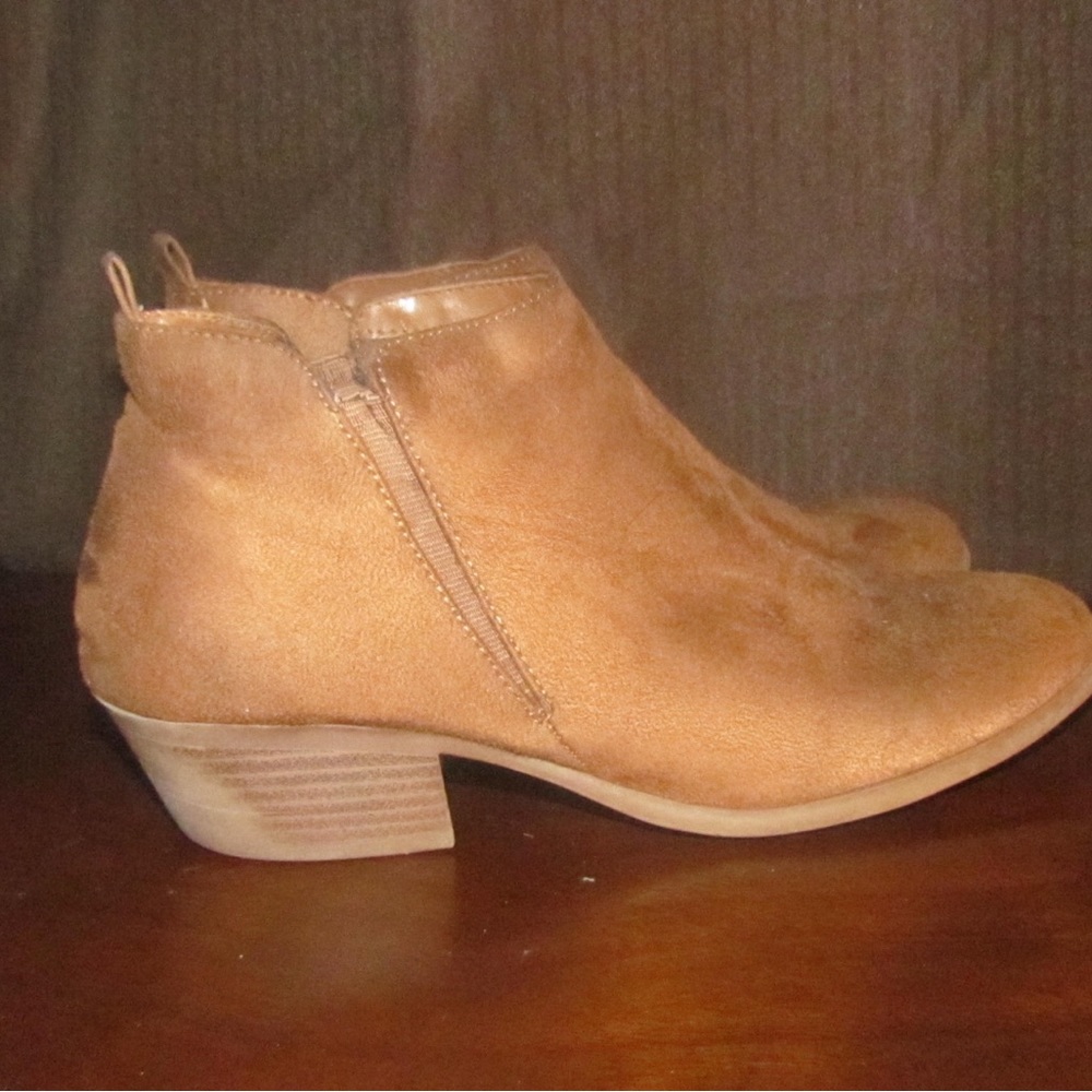 Women's Tan Ankle Boots